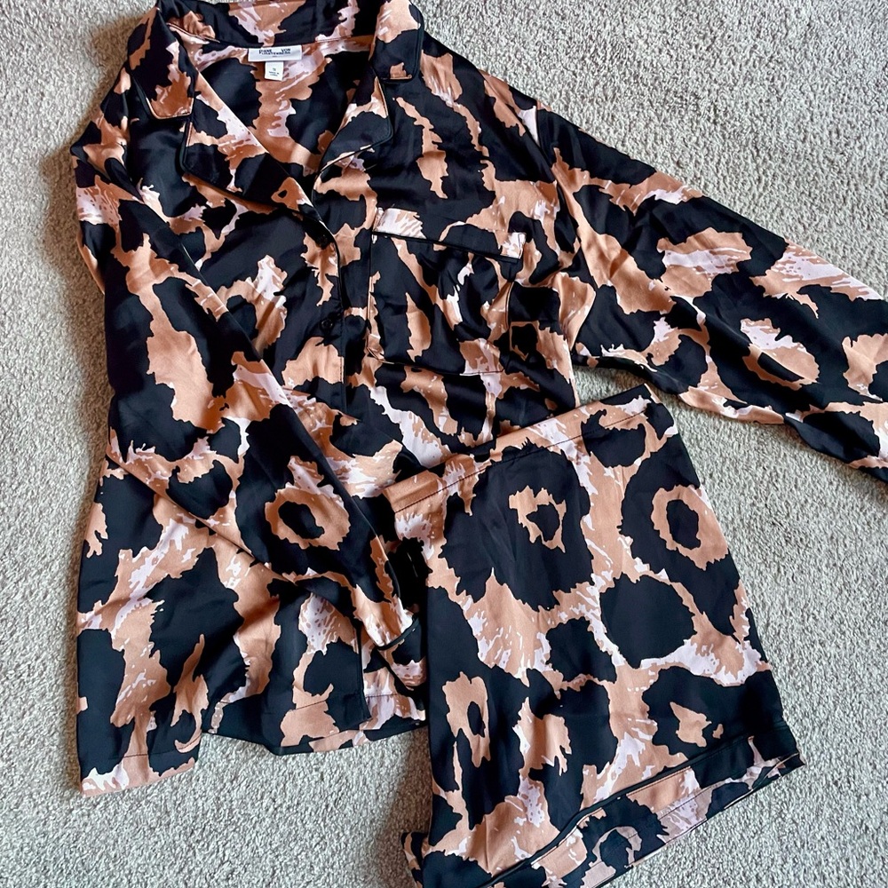 Silky Diane Von Furstenberg DVF for Target Leopard Pajama Set